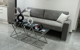 Km Luxury Apart Downtown